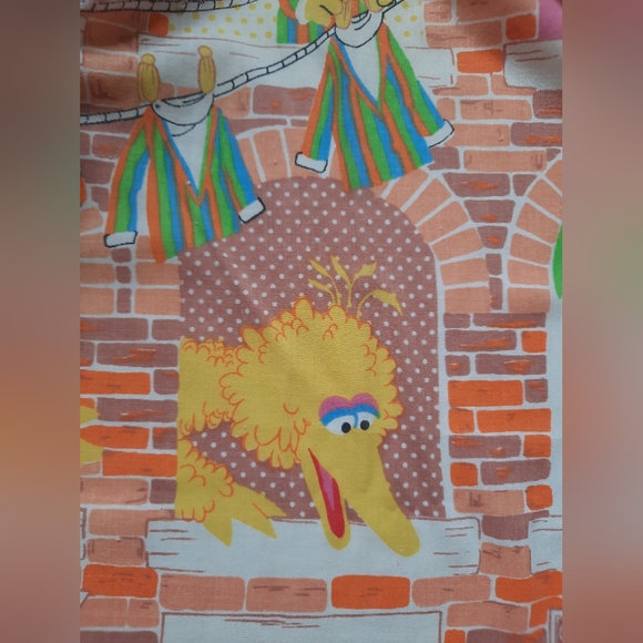 Vintage 70s Sesame Street Apartment Building Twin Flat Sheet 66" x 94" - Picture 7 of 12